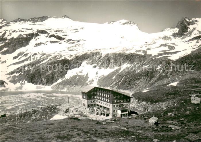 Uttendorf Salzburg Rudolfshuette mit Granatspitze Sonnblick und Hochfilleck Hohe