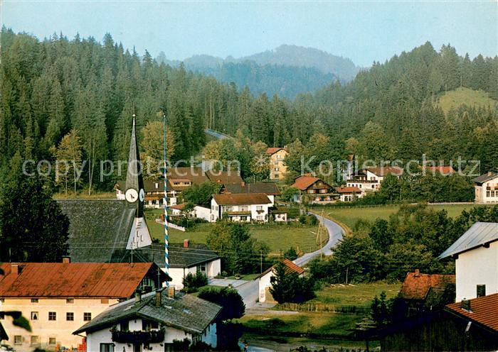 Woernsmuehl Ortsansicht mit Kirche Leitzachtal