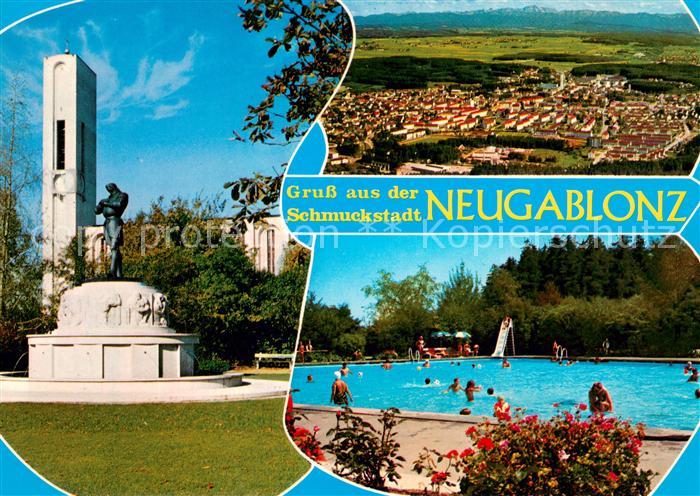 Neugablonz Denkmal Kirche Freibad Fliegeraufnahme mit Blick zu den Alpen