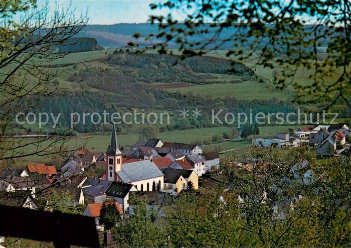 Stadtkyll Panorama mit Kirche