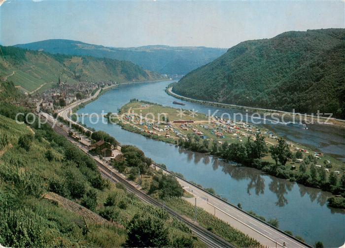 Hatzenport Panorama Blick ueber die Mosel mit Campinginsel
