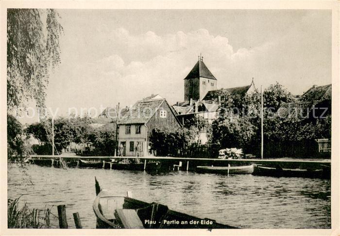 Plau See Partie an der Elde Blick zur Kirche