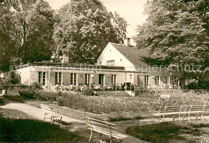 Putbus Ruegen RosenCafe im Rosengarten