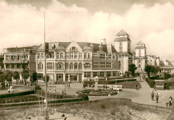 Binz Ruegen Ferienheime Standuhr Promenade