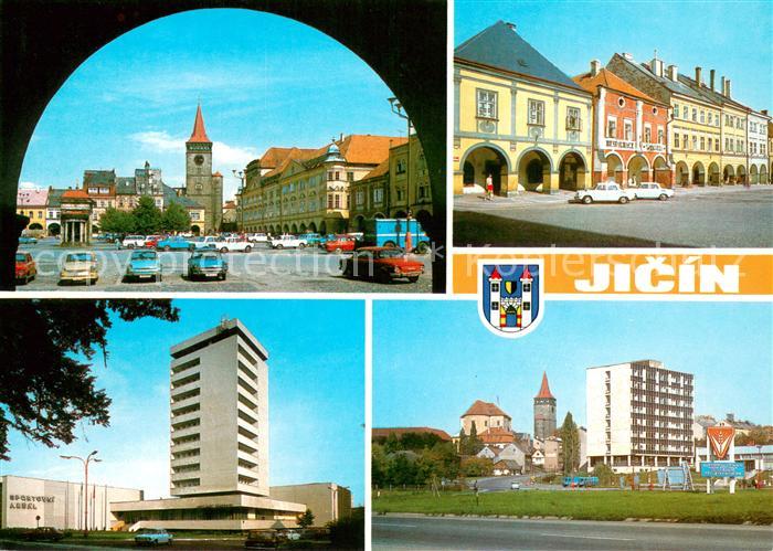 Jicin Gottwaldovo namesti se zamkem a Valdickou branou Historicke domy na Gottwa