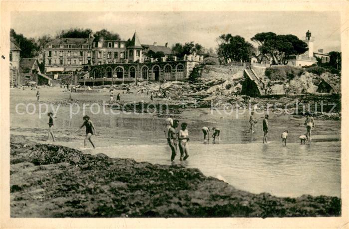 Pornic 44 Un coin de la Plage Noeveillard Hôtel de la Plage et le Casino