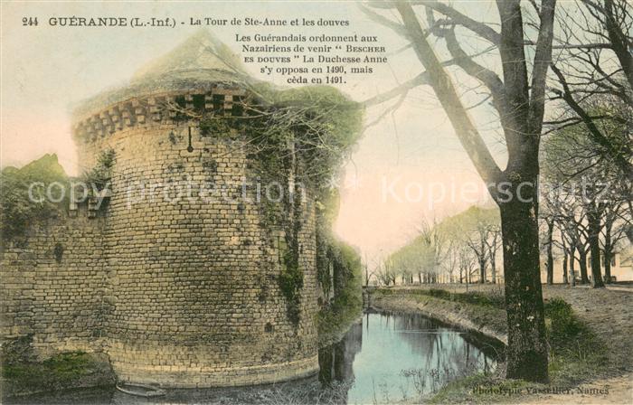 Guerande Tour de Sainte Anne et les douves