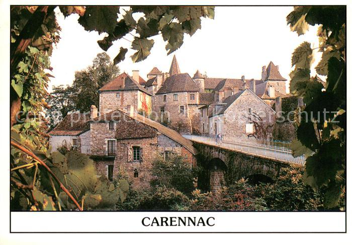 Carennac Le village a travers la vigne