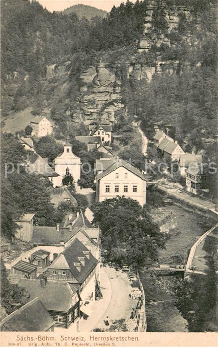 Herrnskretschen Boehmen Blick ins Tal auf den Ort