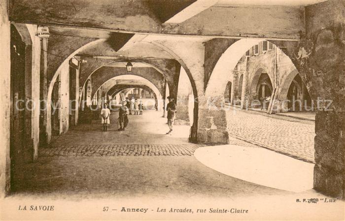Annecy Haute-Savoie Les Arcades Rue Sainte Claire