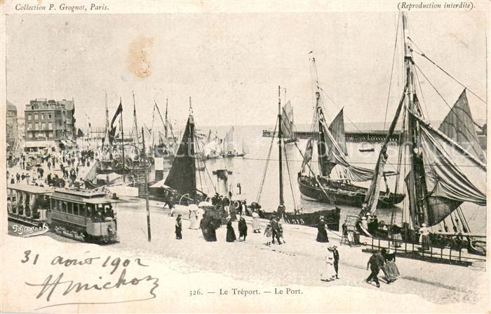 Le Treport Le port Barques de pêche