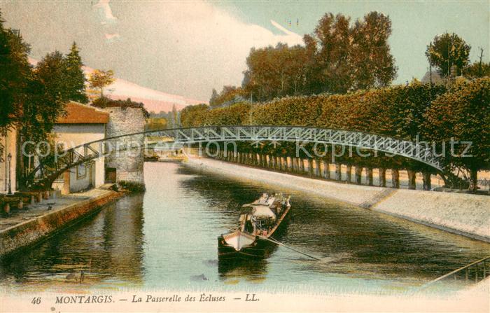 Montargis Loiret La passerelle des écluses