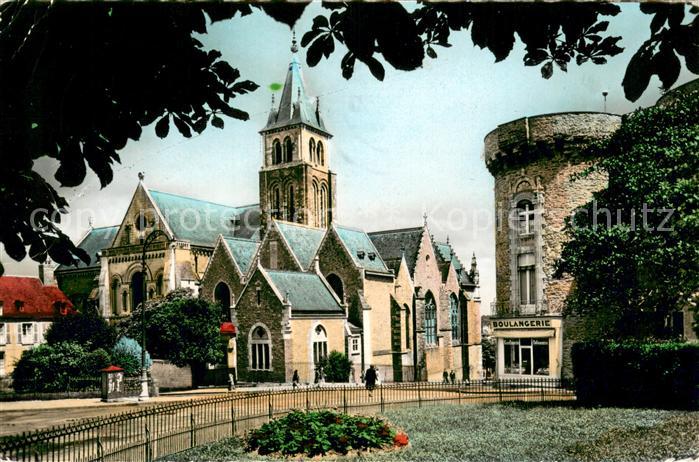 Laval Mayenne La Cathedrale et la Porte Boucheresse