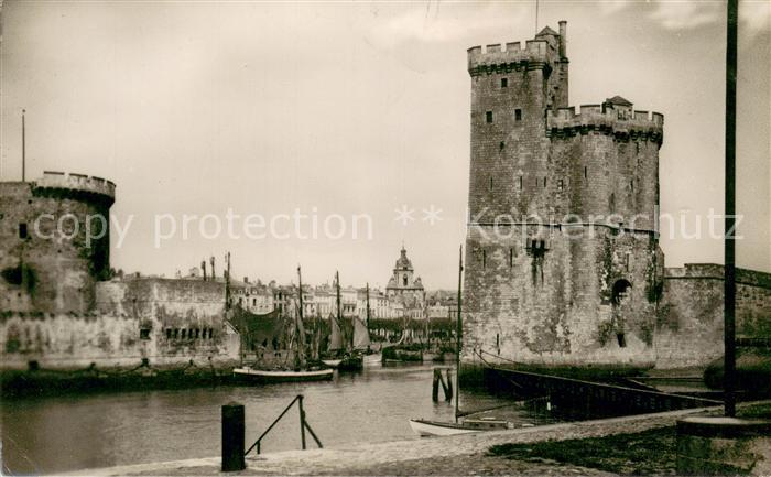 La Rochelle Charente-Maritime Entree du Port de La Rochelle