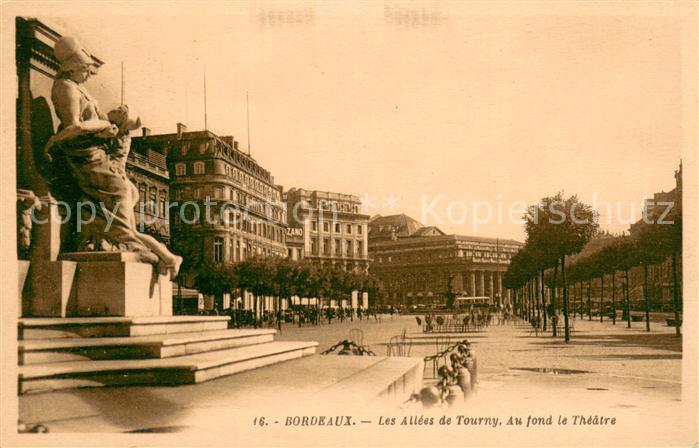 Bordeaux Les Allees de Tourny Au fond le Theatre