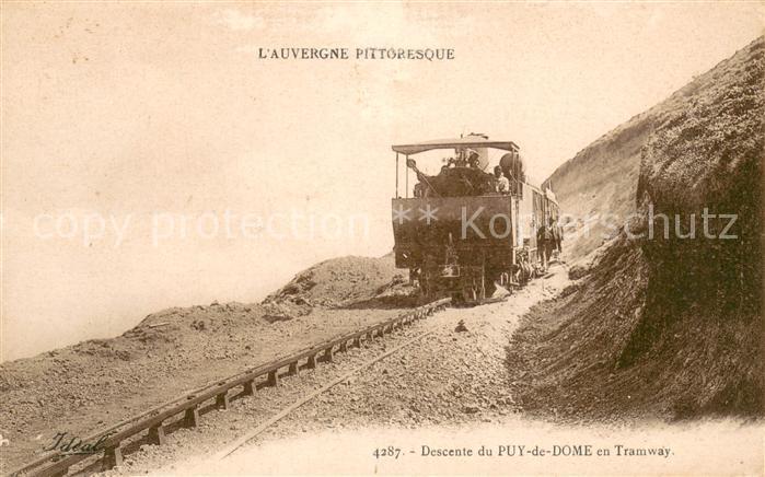 Le Puy de Dome Descente du Puy de Dome en Tramway