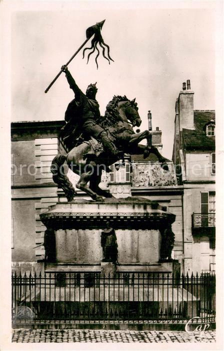 Falaise Ardennes Statue de Guillaume le Conquerant