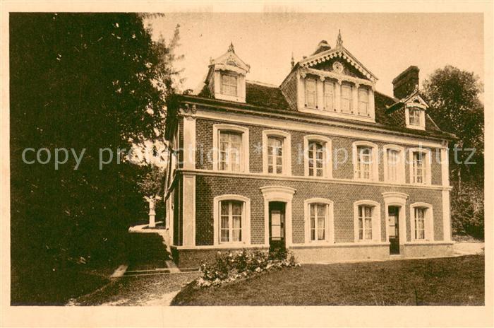 Lisieux Les Buisonnets Facade d entree