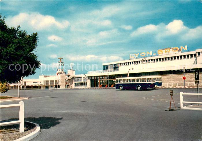 Bron Entrée de l'aérogare