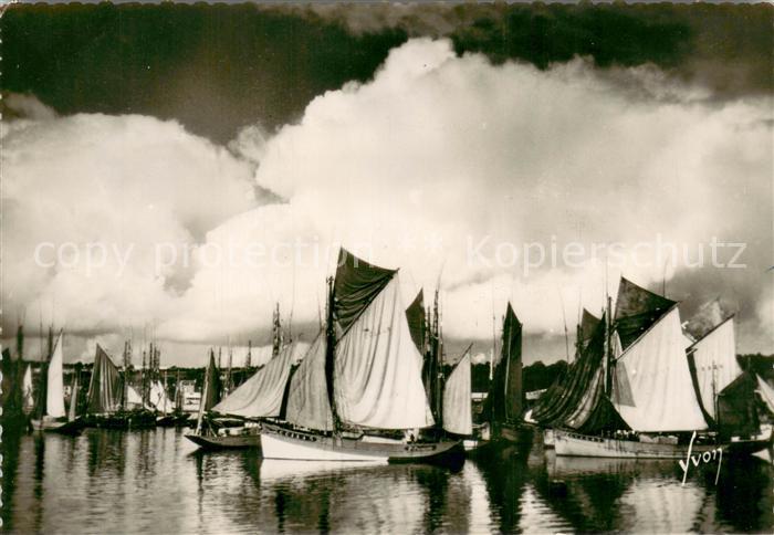 Concarneau Finistere Thonniers au port Feldpost