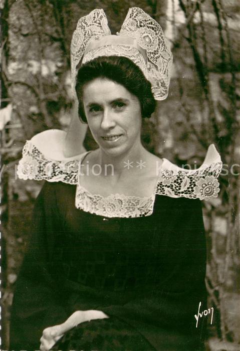 Pont-Aven Costume et coiffe Trachten