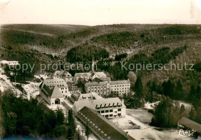 La Pierre-qui-Vire Vue aérienne de l'Abbaye Sainte Marie