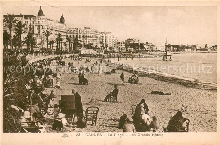 Cannes 06 La plage et les grands hôtels