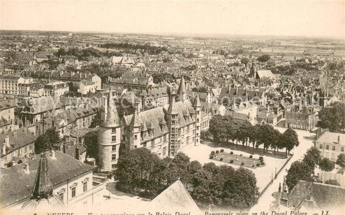 Nevers 58 Vue panoramique sur le Palais Ducal
