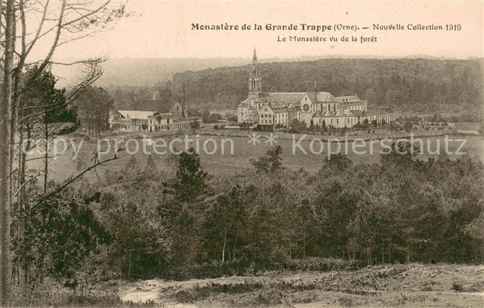 Soligny-la-Trappe Le Monastère de la Grande Trappe vu de la forêt