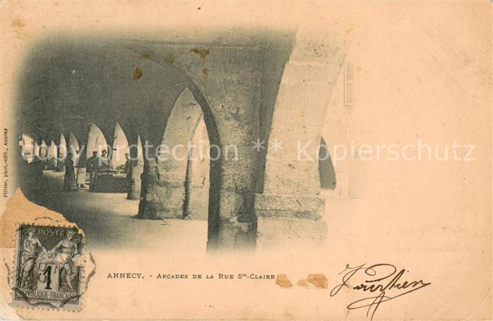 Annecy Haute-Savoie Arcades de la Rue Sainte Claire