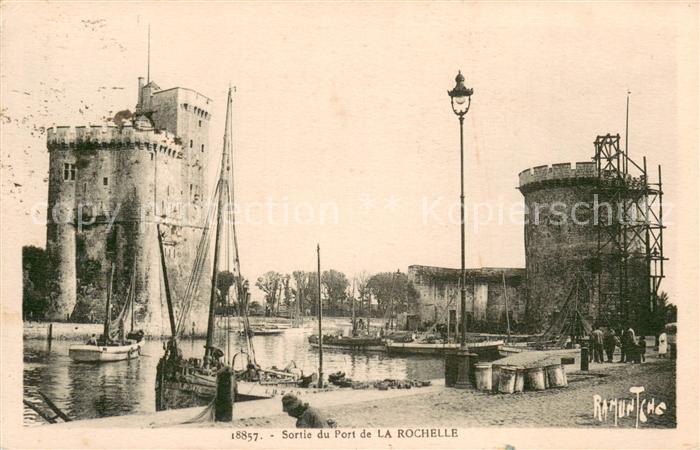 La Rochelle Charente-Maritime Sortie du port