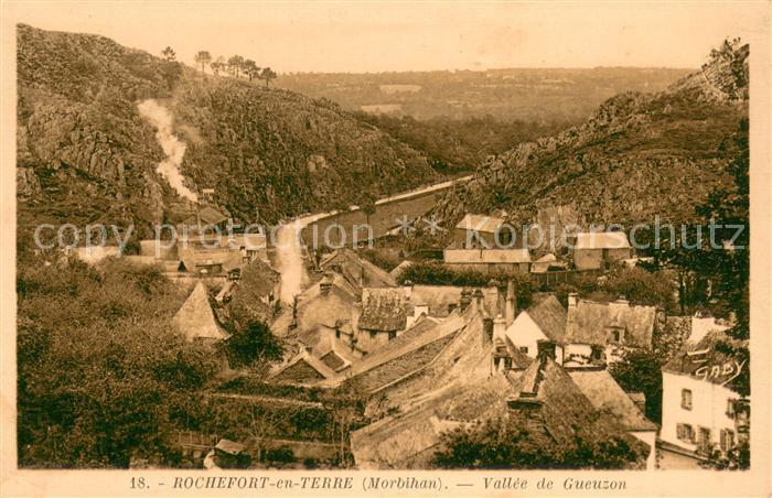Rochefort-en-Terre Vue panoramique Vallee de Gueuzon
