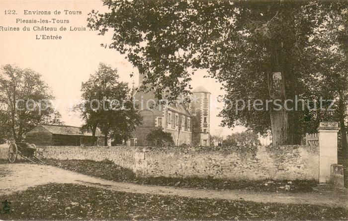 Plessis-les-Tours Ruines du Chateau de Louis XI Entrée