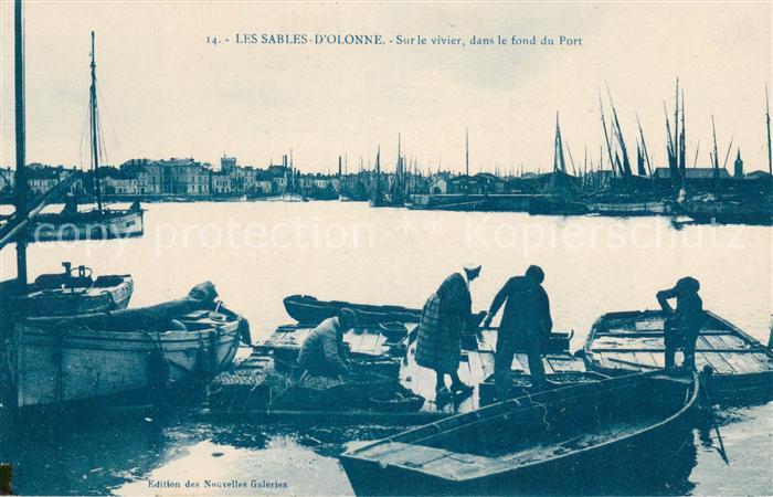 Les Sables-d Olonne Sur le vivier dans le fond du port