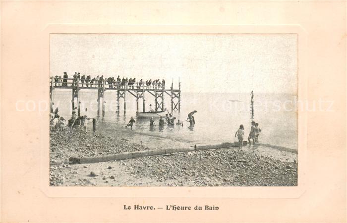 Le Havre l_Heure du bain a la plage