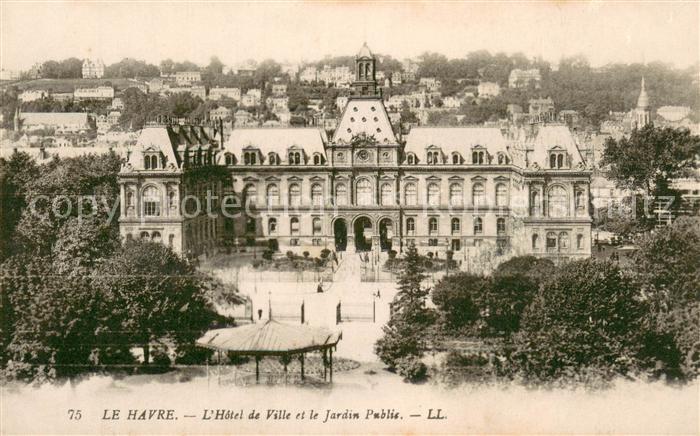 Le Havre Hotel de Ville et le Jardin Public