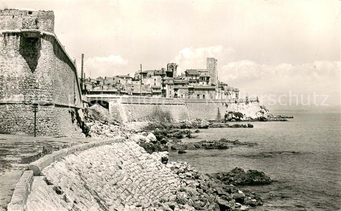 Antibes Alpes Maritimes Remparts et vieille ville