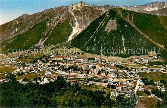 Chamonix Fliegeraufnahme et le Brevent