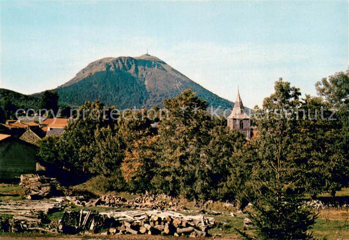 Le Puy de Dome et Village de Laschamp