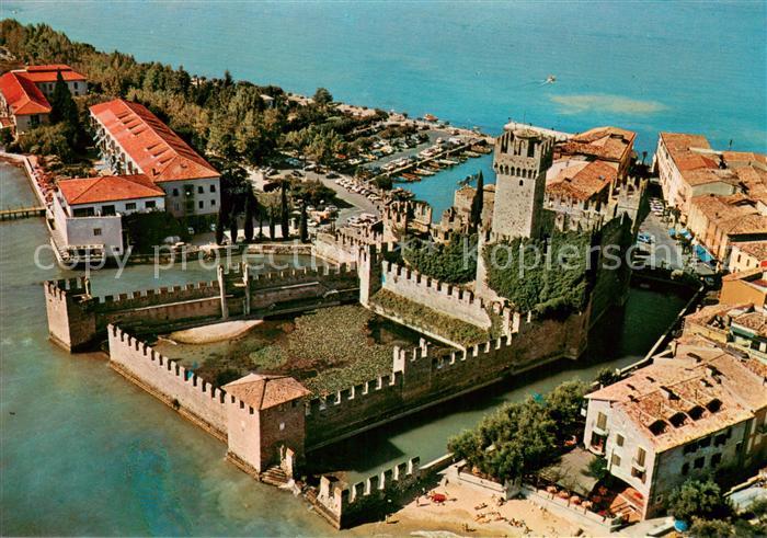 Sirmione Lago di Garda Castello Scaligero Fliegeraufnahme