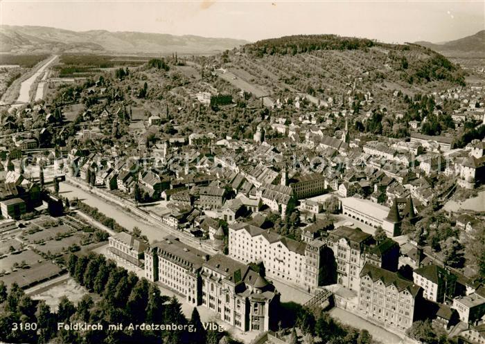 Feldkirch Vorarlberg Fliegeraufnahme mit Ardetzenberg