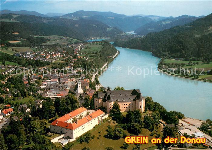 Grein Donau Oberoesterreich Fliegeraufnahme mit Schloss Greinburg