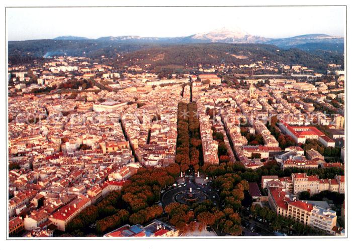 Aix-en-Provence Vue aerienne La Rotonde du Cours Mirabeau La Montagne Ste Victoi