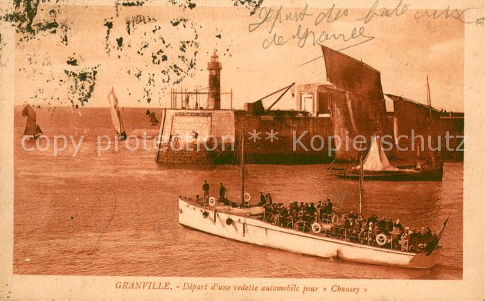 Granville Manche Départ d une vedette automobile pour Chausey