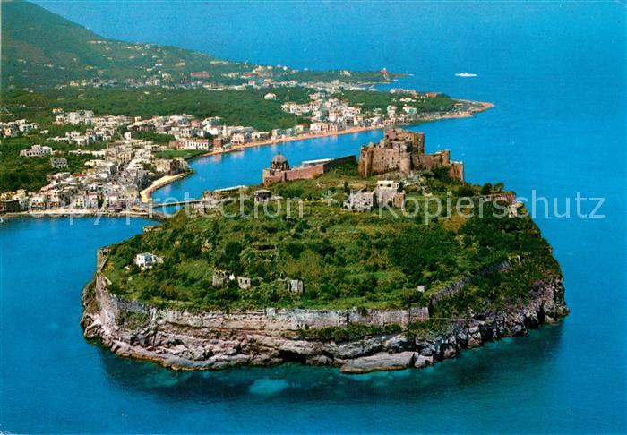 Isola d Ischia Panorama e Castello Aragonese veduta aerea