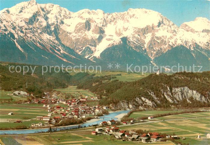 Moetz Oberinntal gegen Mieminger Berge Fliegeraufnahme