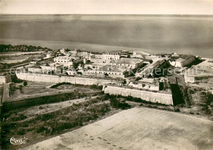 St-Martin-de-Re Vue aérienne sur la citadelle