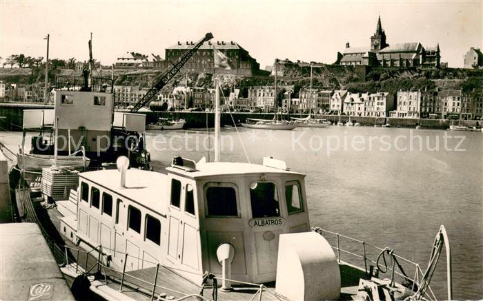 Granville Manche Une des Vedettes dans le Port