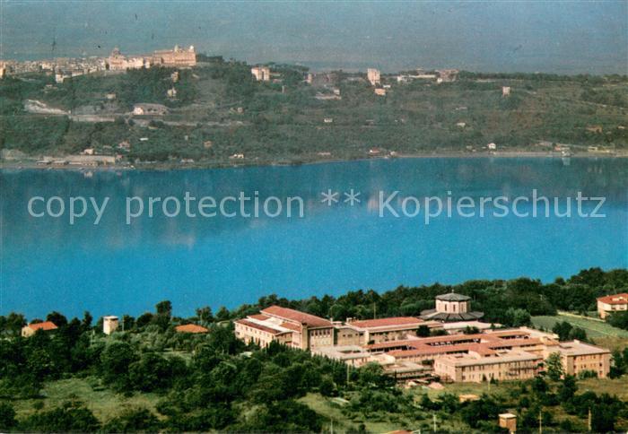 Castel Gandolfo Castelgandolfo La Villa Papale sull incantevole lago visti du Ro