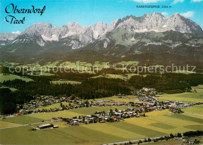 Oberndorf Tirol Fliegeraufnahme mit Sportzentrum und Kaisergebirge